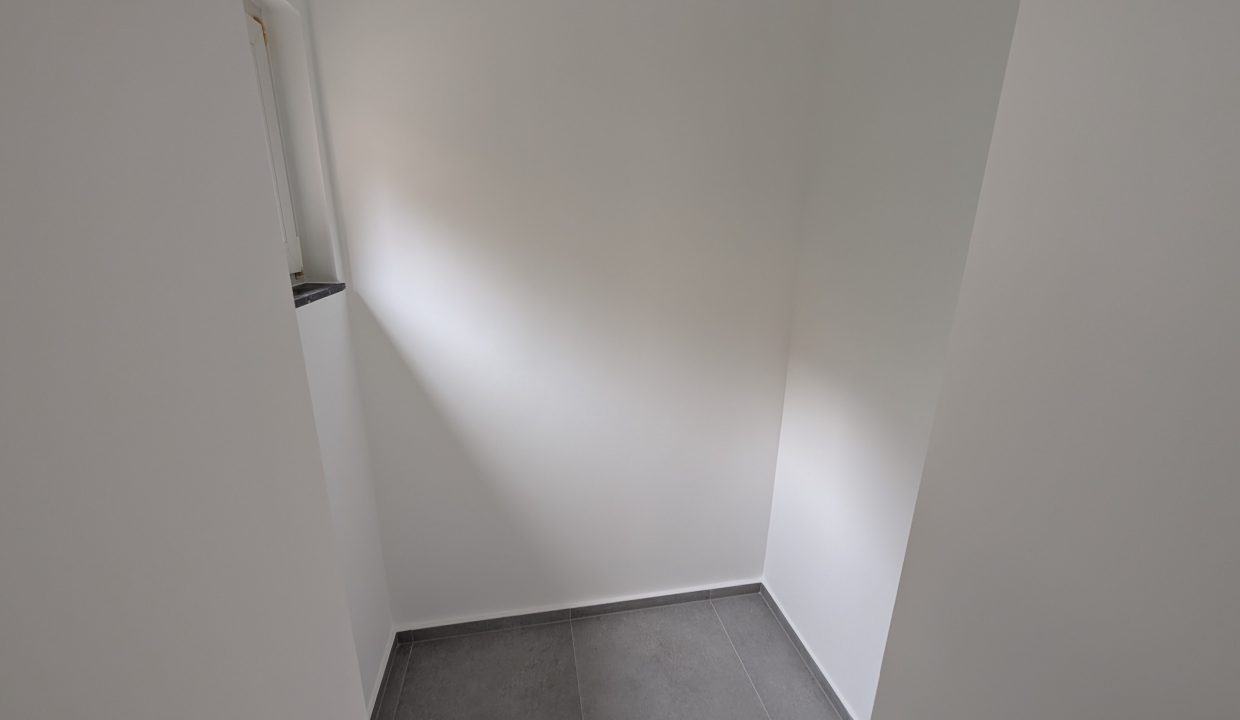 PXL_20250117_120440740