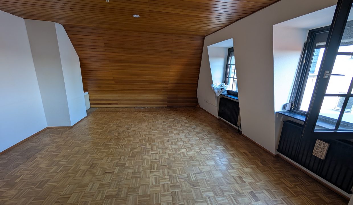 PXL_20250327_162343978