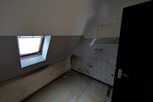 PXL_20250327_162401384