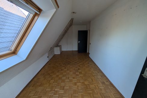 PXL_20250327_162442338