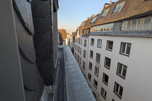 PXL_20250327_164351899